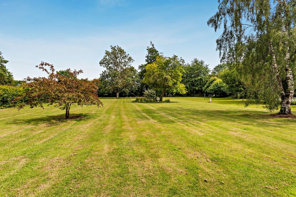 Property photo 2 of 23 Picture No. 29