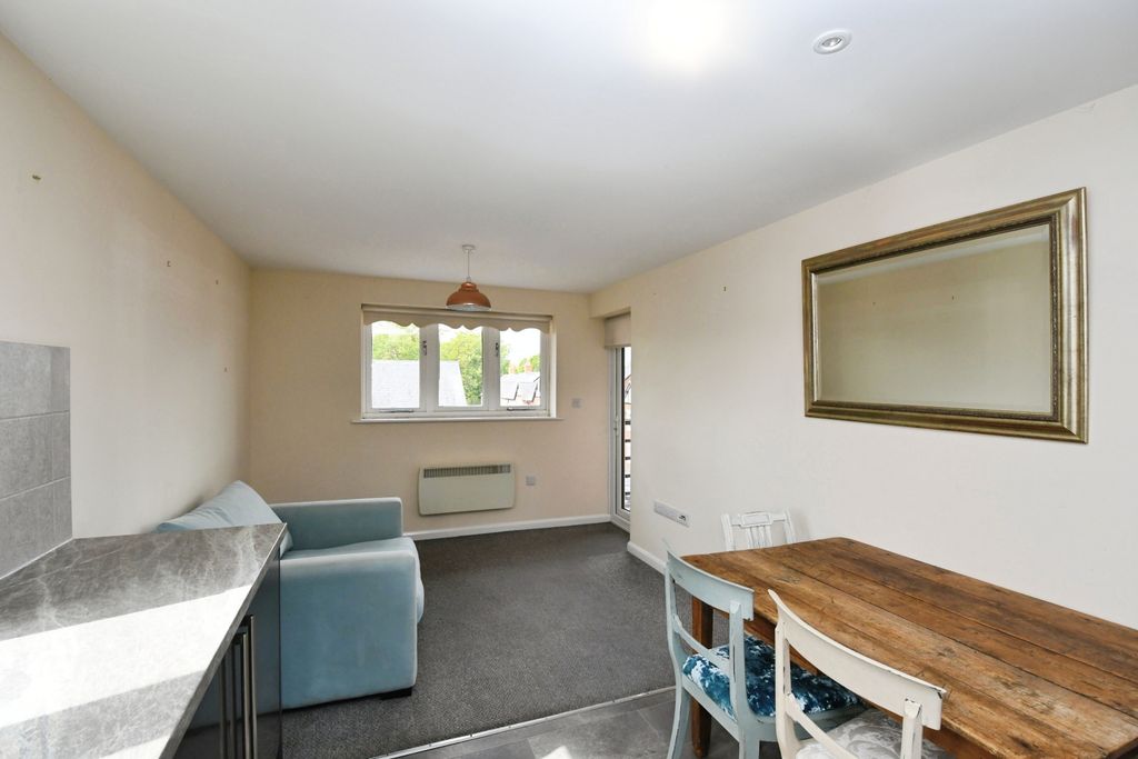 Additional image 5 of 2 bed flat for saleBennetts Mill Close, Woodhall Spa LN10