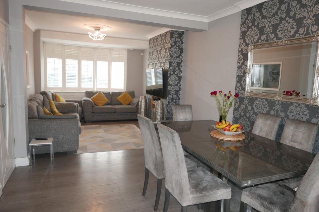 Property photo 3 of 18 P1300491.Jpg