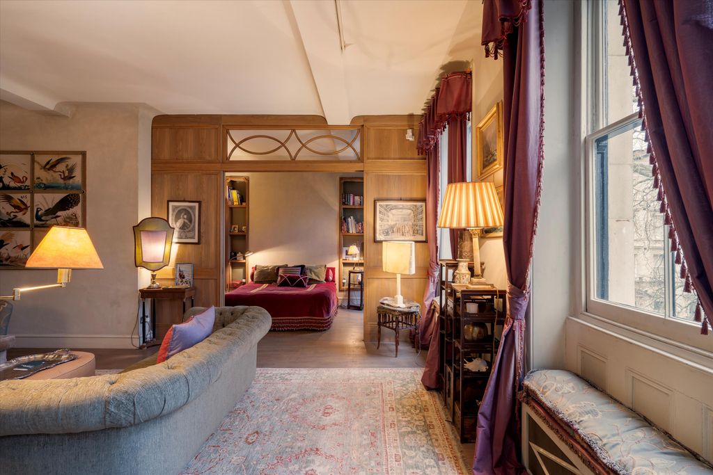 Property photo 3 of 21 Image