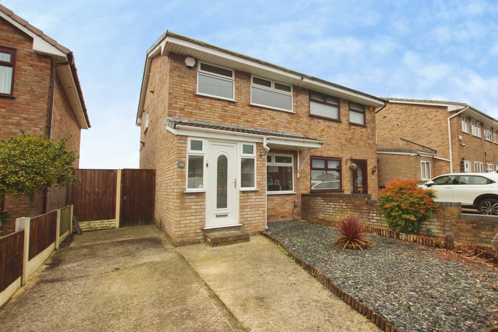 Property photo 1 of 12