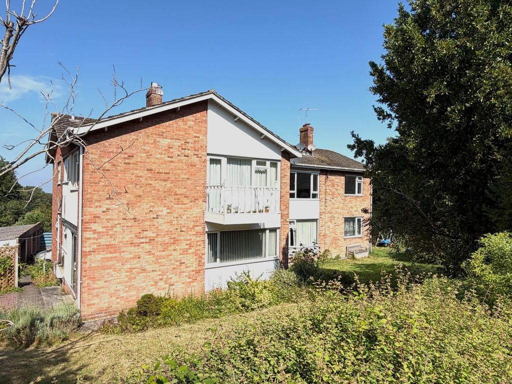 Property photo 1 of 7 Front.Jpg