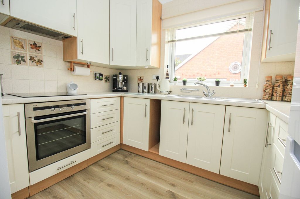 Property photo 3 of 22