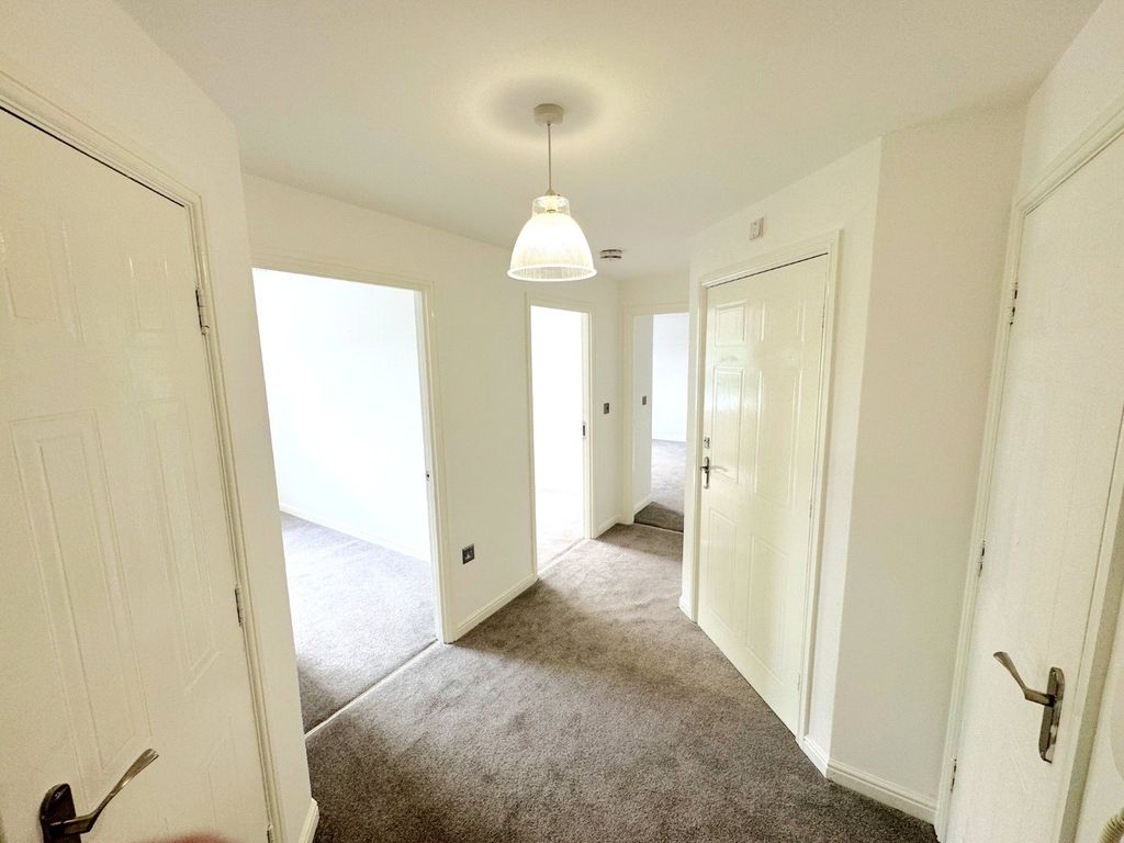 Property photo 3 of 9 Picture No. 14
