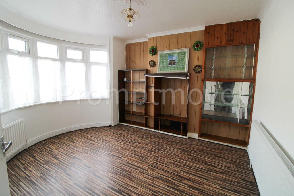 Property photo 1 of 3