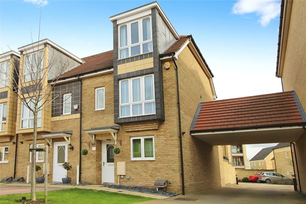Property photo 1 of 10 External