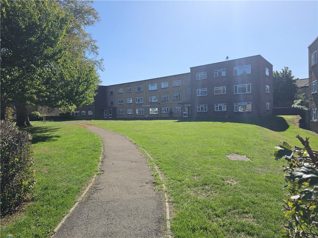 Property photo 2 of 15 Picture No. 23