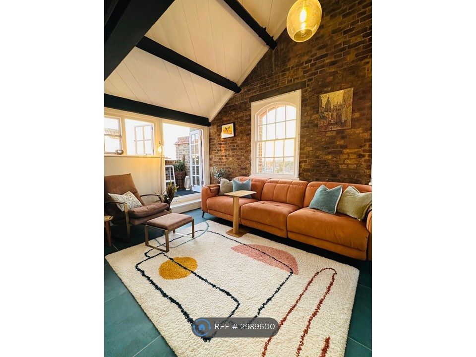 Property photo 1 of 35