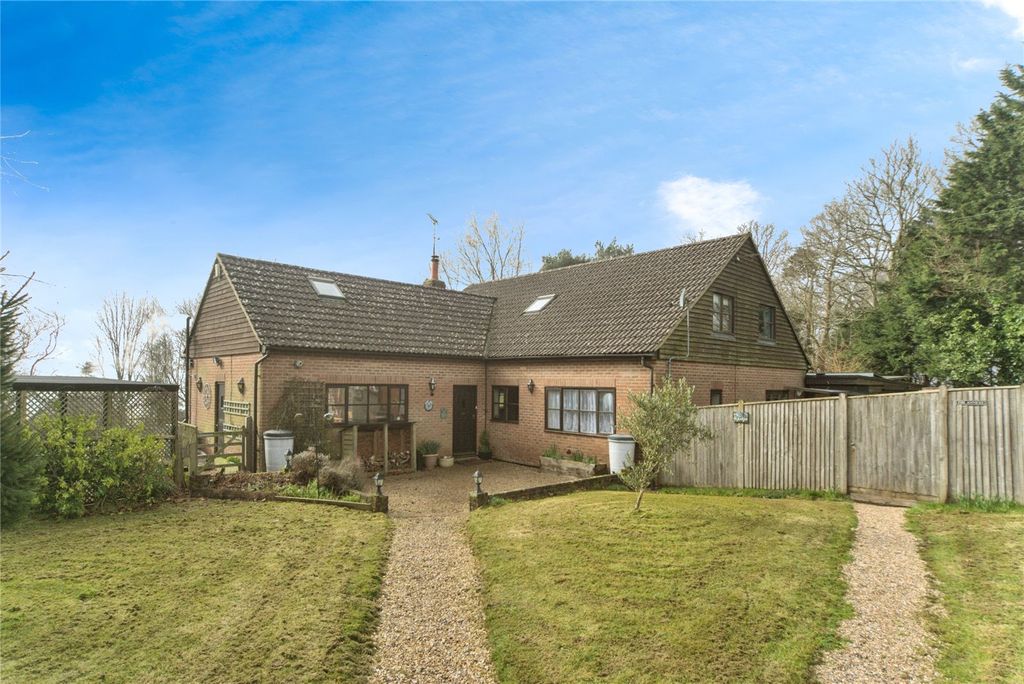 Property photo 1 of 24 Picture No. 34