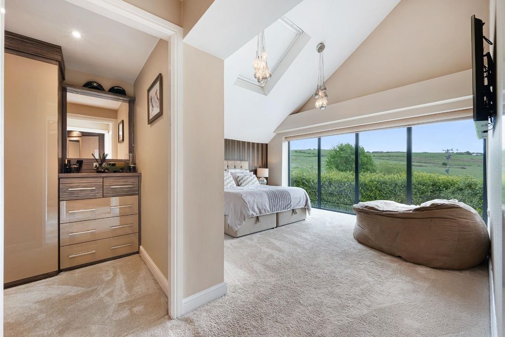 Additional image 22 of 6 bed property for saleMoorlands Court, Darwen BB3