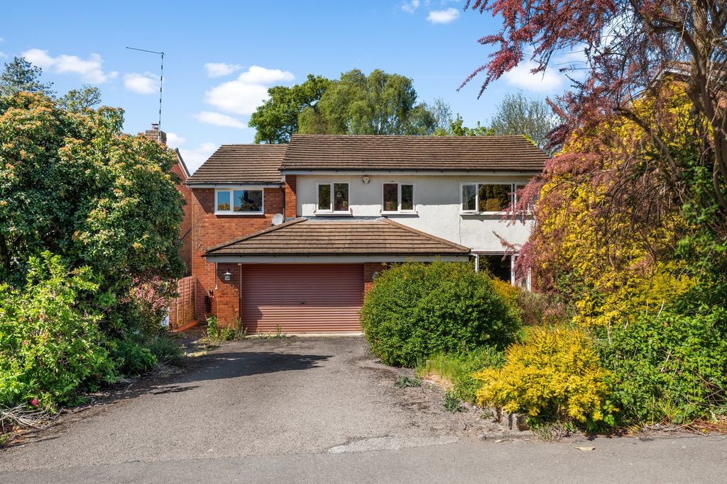 Property photo 1 of 29