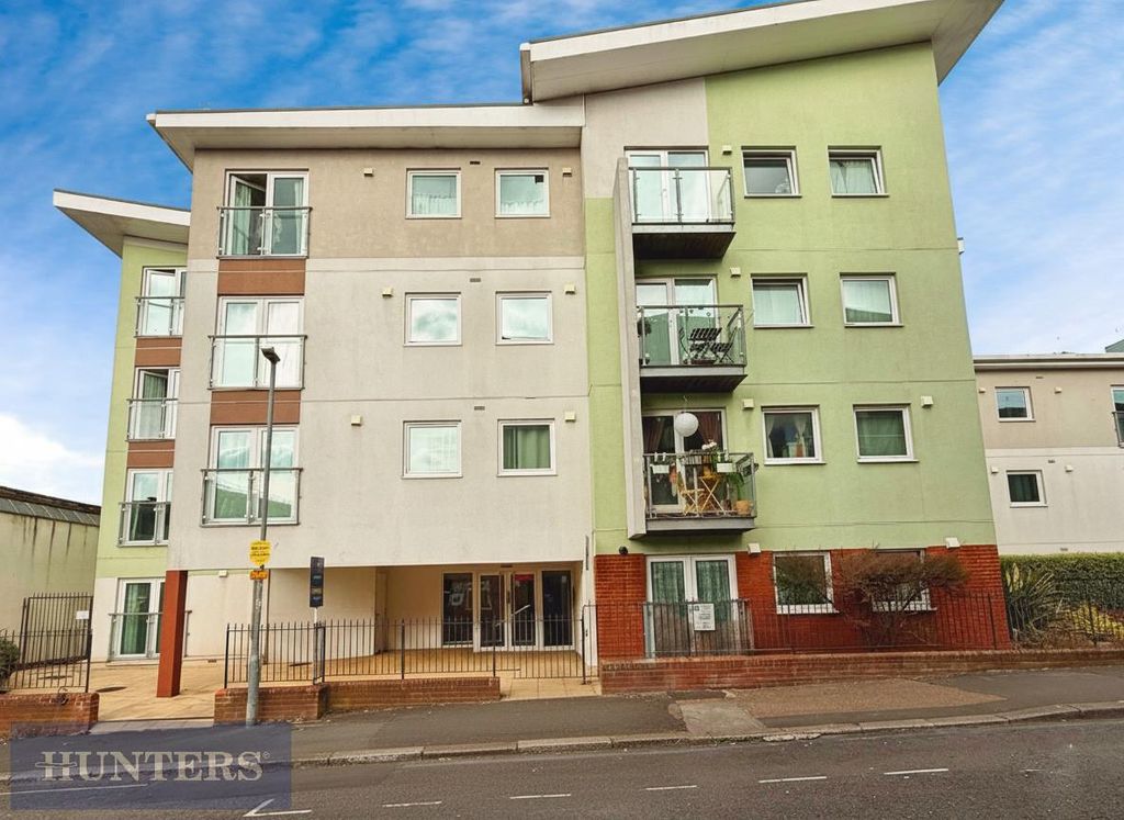 Property photo 1 of 13 Tlc_Aa72118d-0134-45B7-93ee-E3d65F0Dee22_33Aac73.J