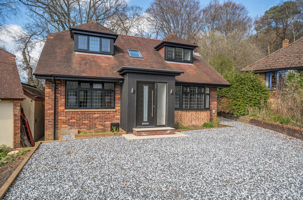 Property photo 1 of 27 1430375-2-69B9595...