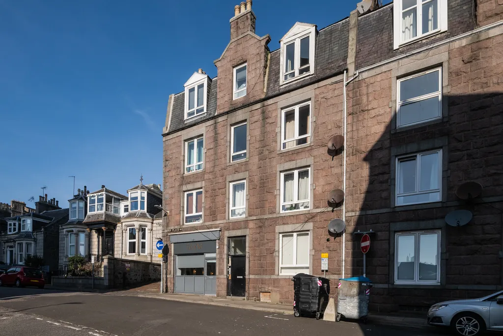 Raeburn Place, Aberdeen AB25 - View 3