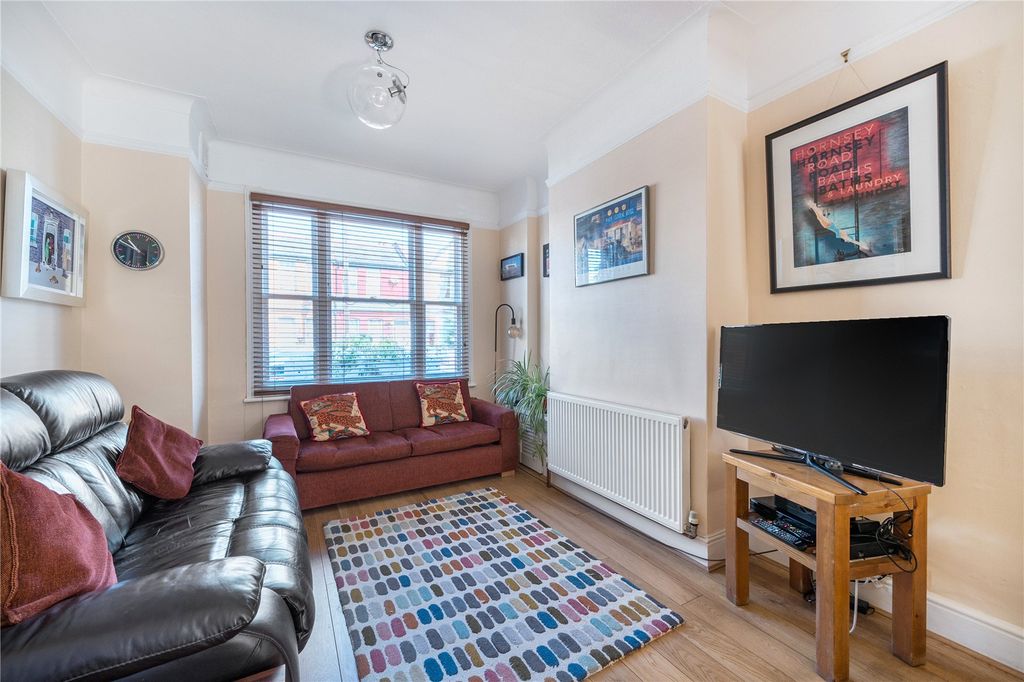 Property photo 3 of 18 Picture No. 60