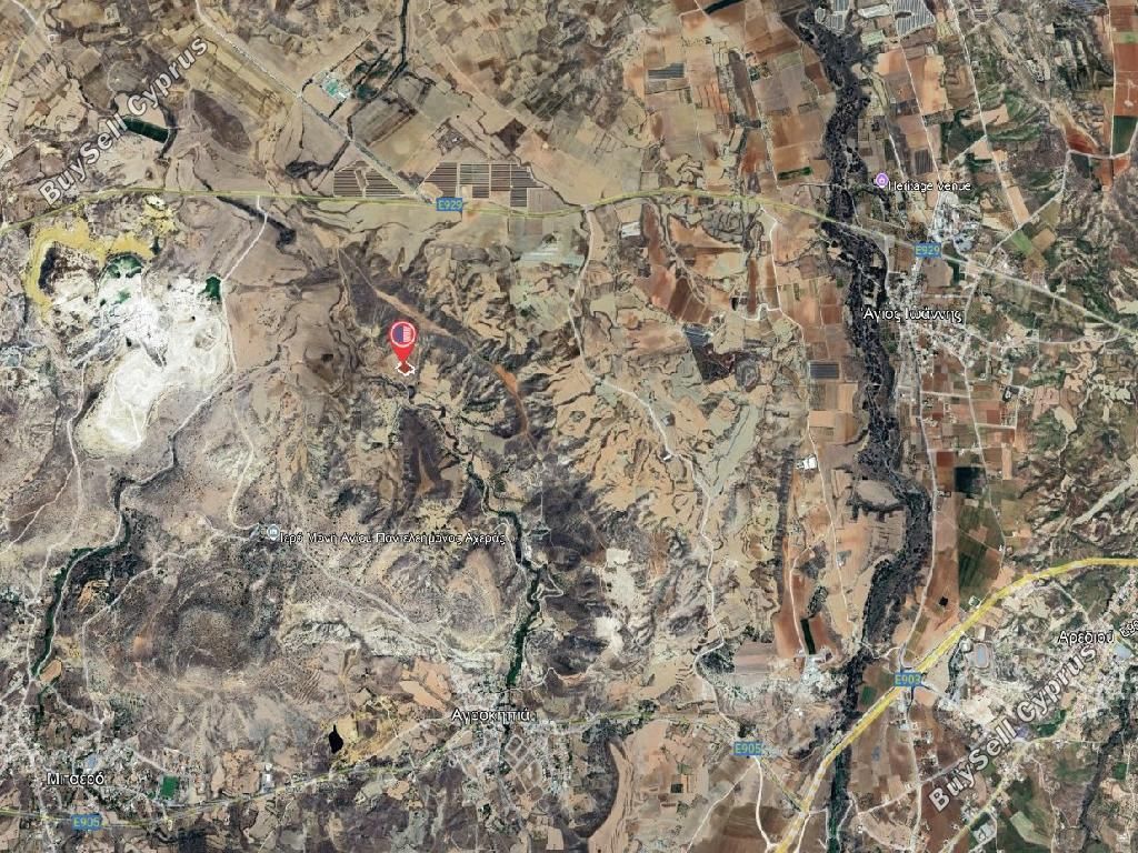 Property photo 3 of 4