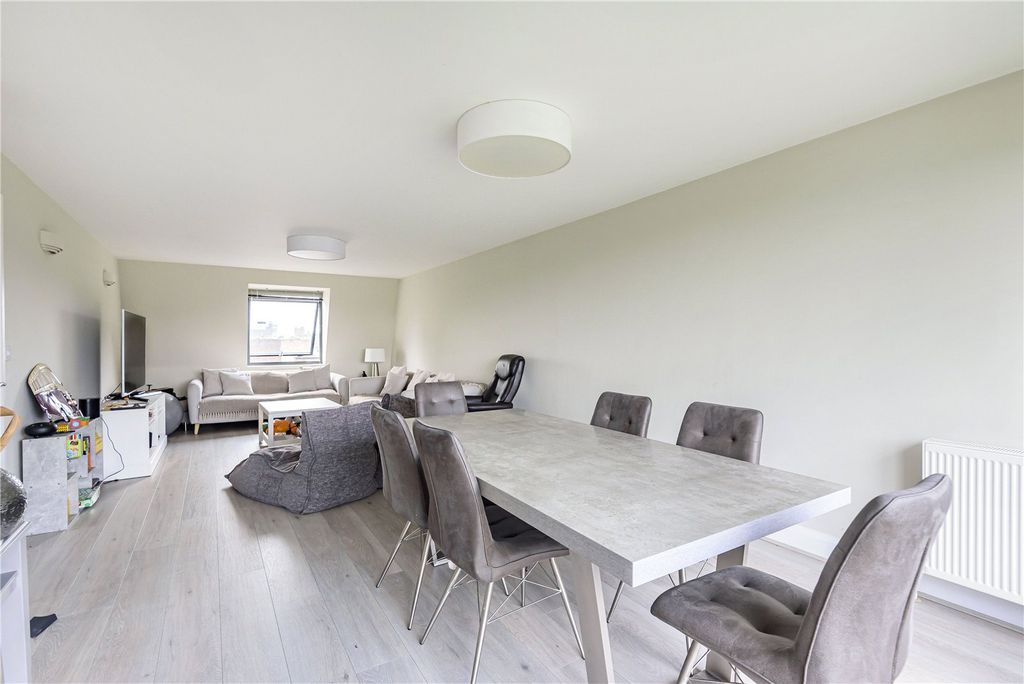 Property photo 2 of 10 Picture No. 02
