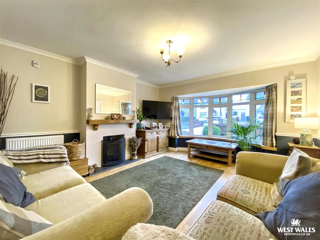 Property photo 2 of 34 Img_6082.Jpg