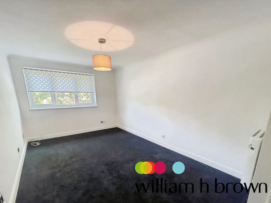 Property photo 3 of 5 Living Room