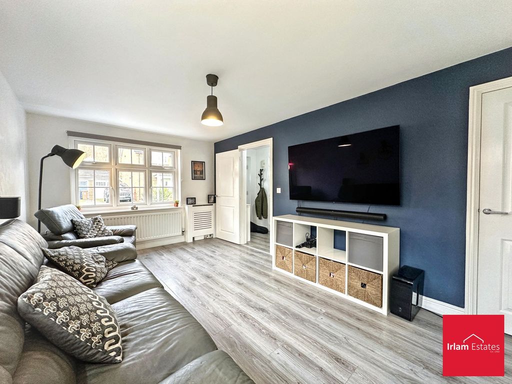 Property photo 2 of 21