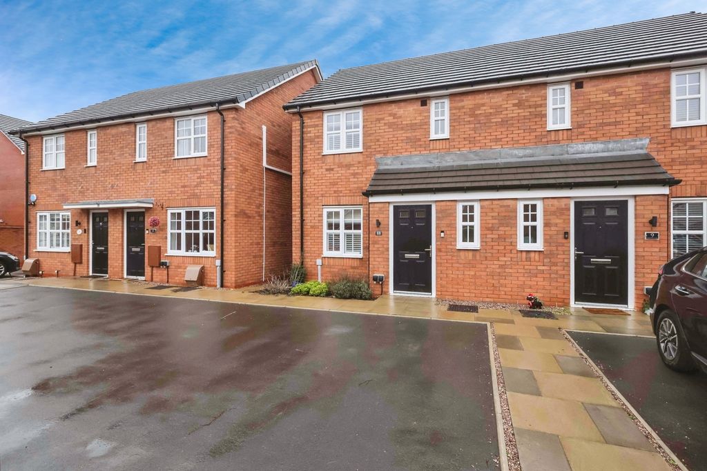 Property photo 1 of 18 Pbox-Img.Jpg