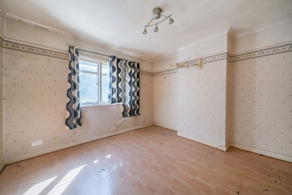 Property photo 2 of 20 Picture No. 01
