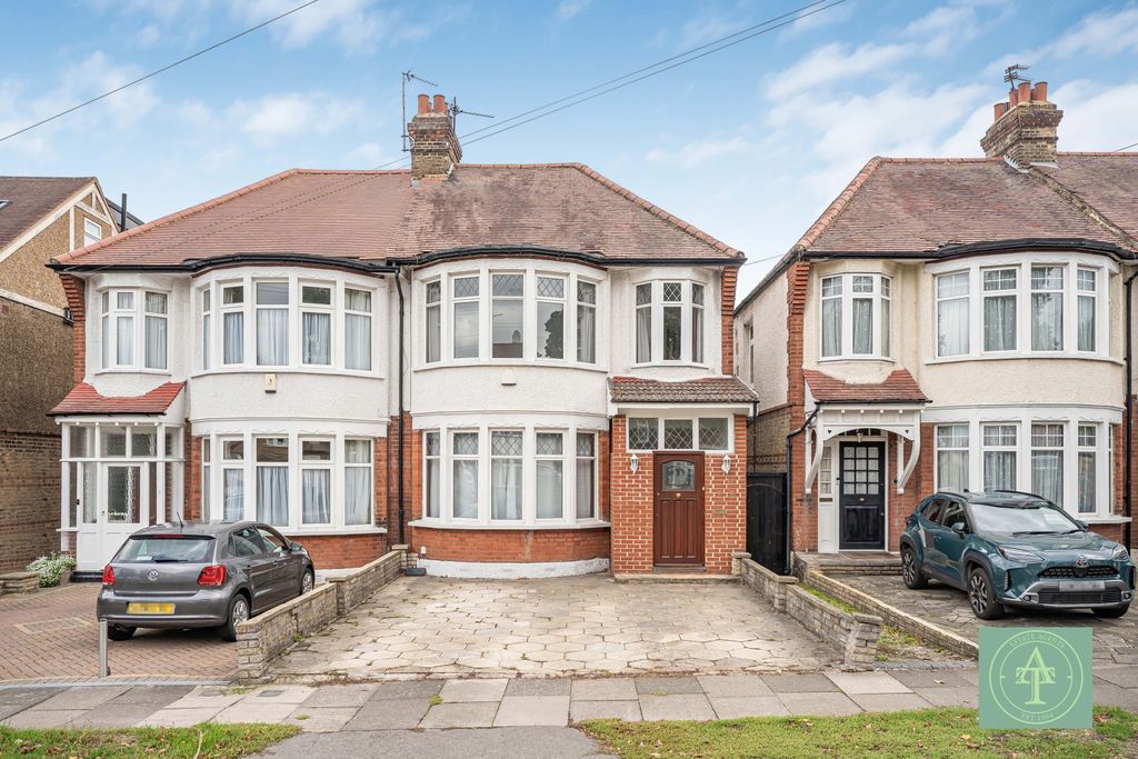 Property photo 1 of 27 3 Bedroom Semi Detached For Sale