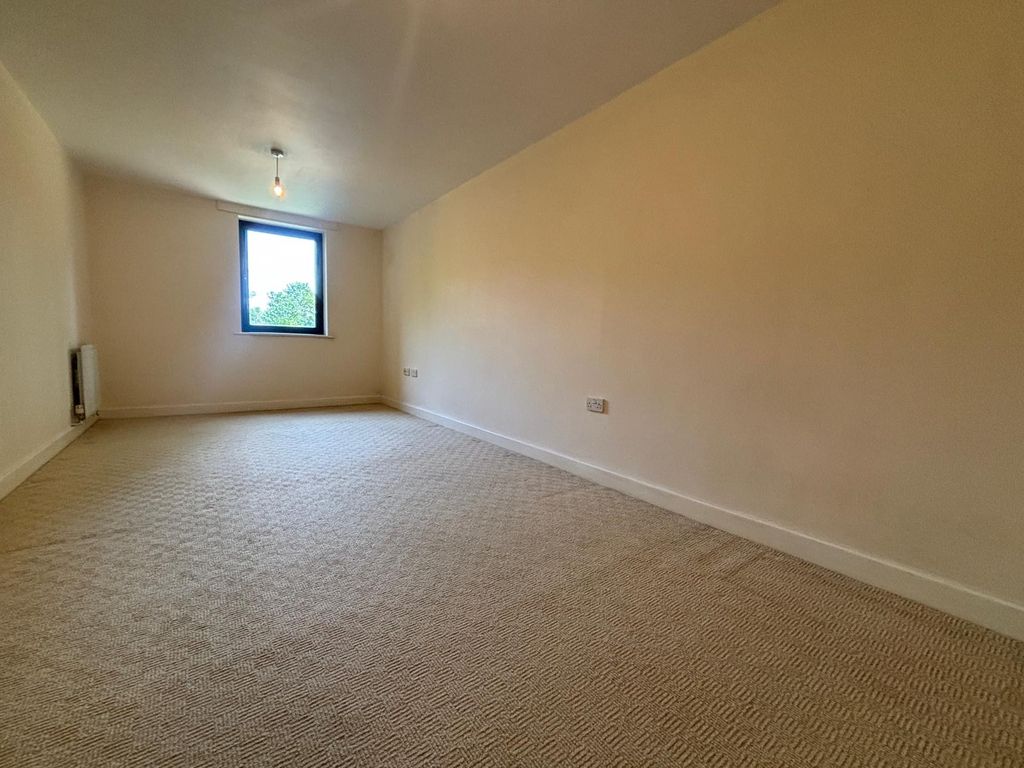 Property photo 3 of 5 Image