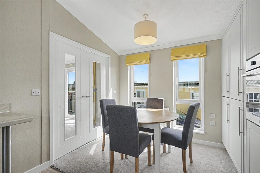 Property photo 3 of 15 Kitchen_Diner 1_1.Jpeg