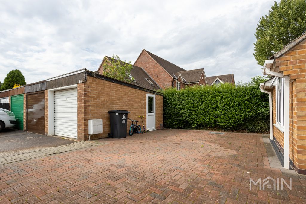 Property photo 3 of 16