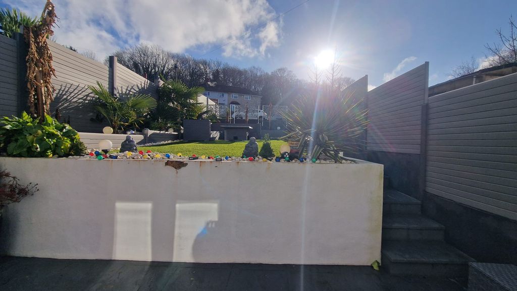 Property photo 3 of 24