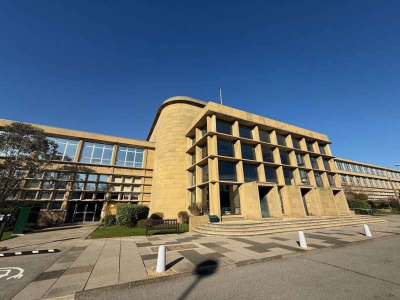 Property photo 1 of 21