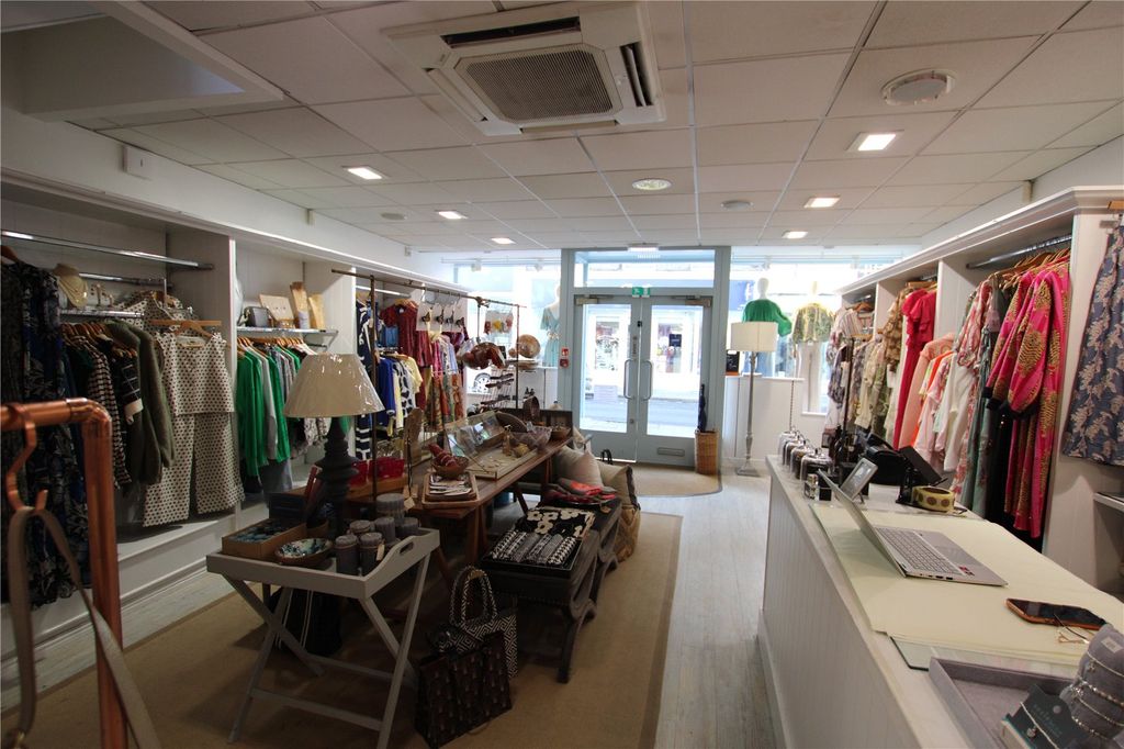 Property photo 3 of 15 Picture No. 11