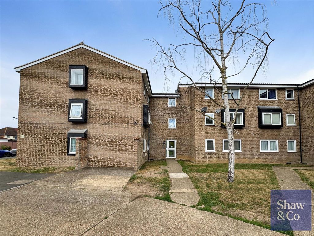 Property photo 1 of 9 Front.Jpeg