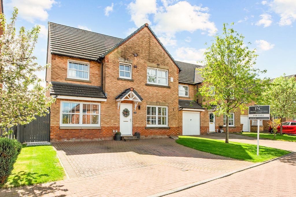 Property photo 1 of 37 5128380