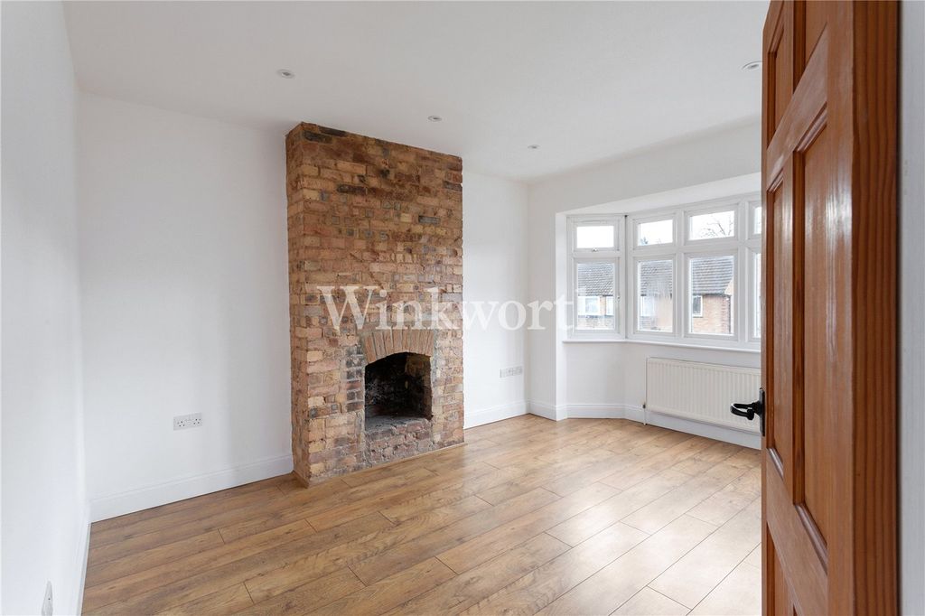 Property photo 2 of 21 Picture No. 05