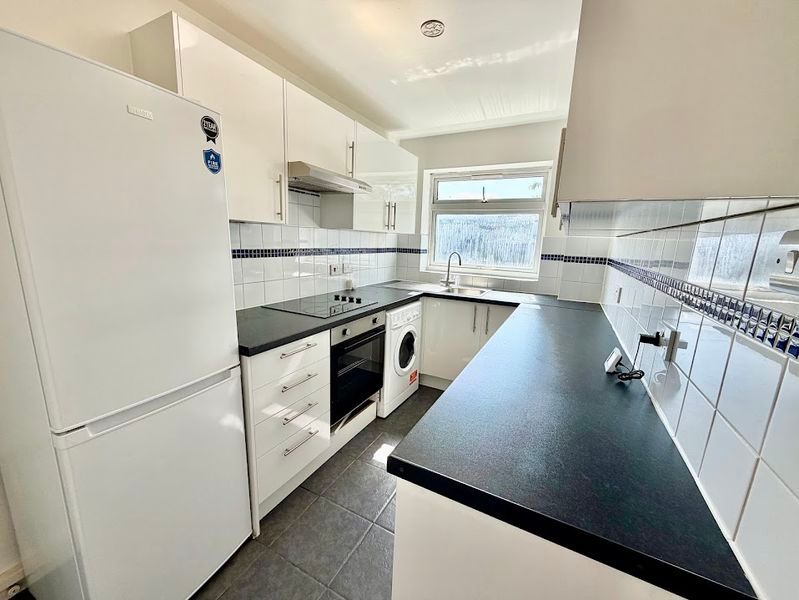 Property photo 2 of 8 Photo 1