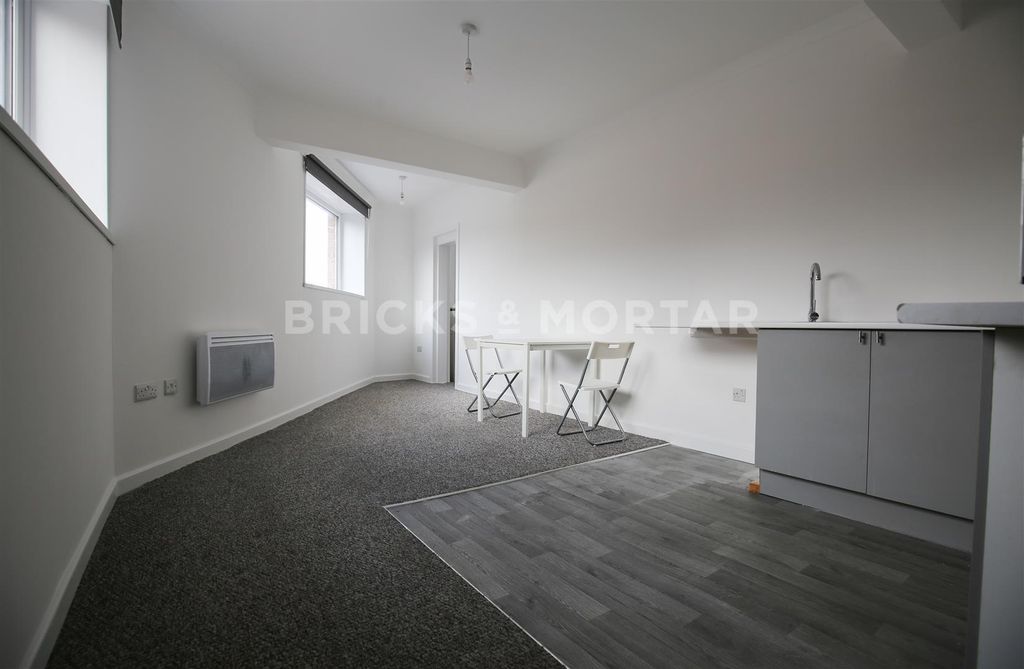 Property photo 1 of 5 _2Y2A_238E68Anhinuff4Q.Jpg