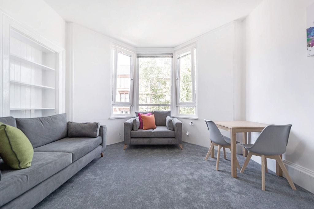 Property photo 2 of 9 Photo 2