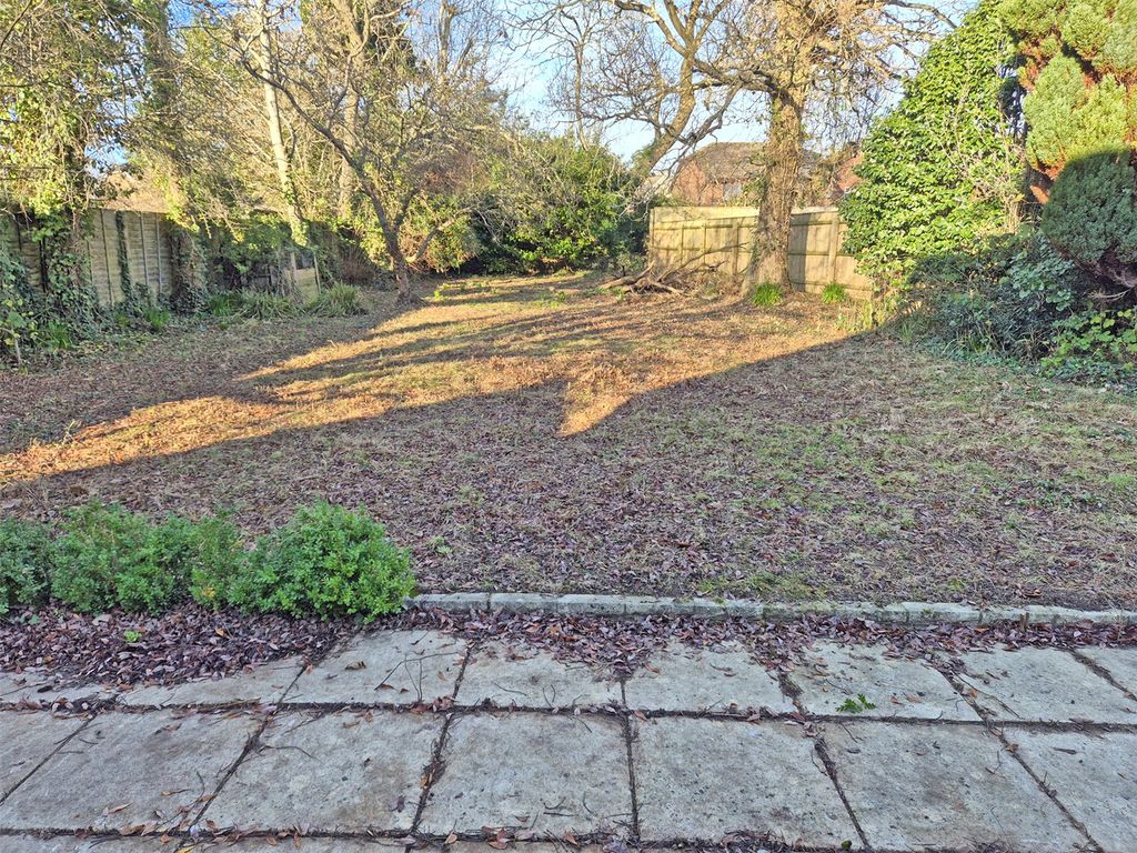 Property photo 2 of 12 Picture No. 02