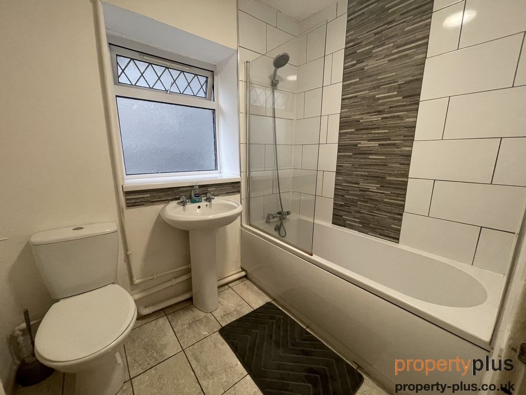 Property photo 3 of 5 Picture 3