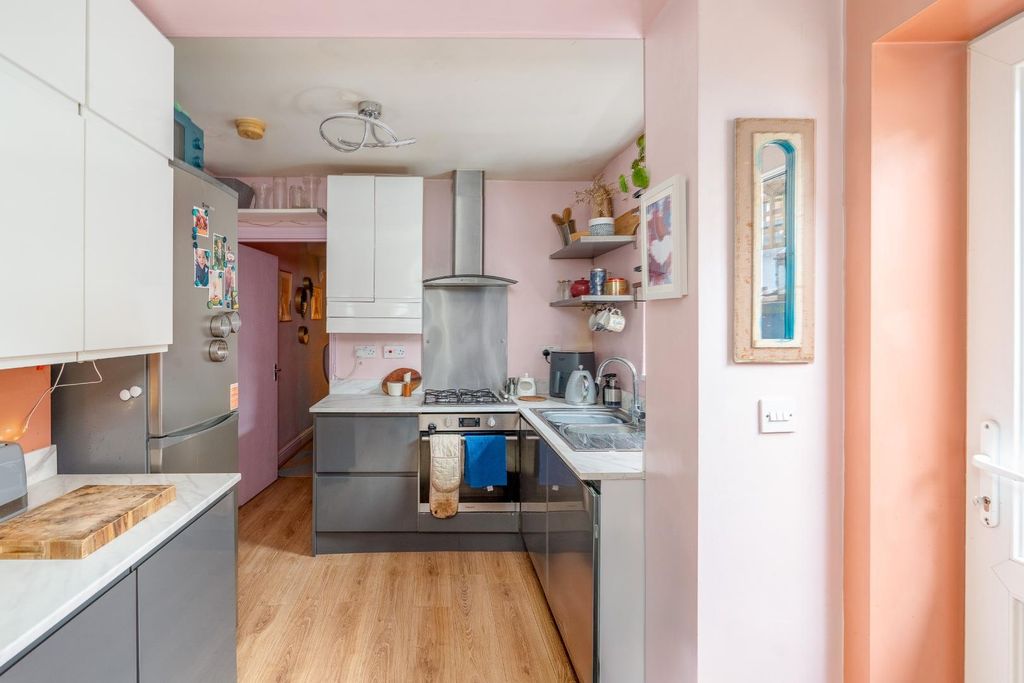 Property photo 3 of 16 Olh05730-Hdr-Edit.Jpg