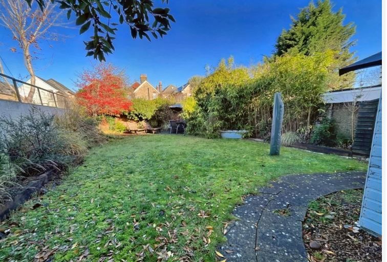 Property photo 3 of 9 Gallery