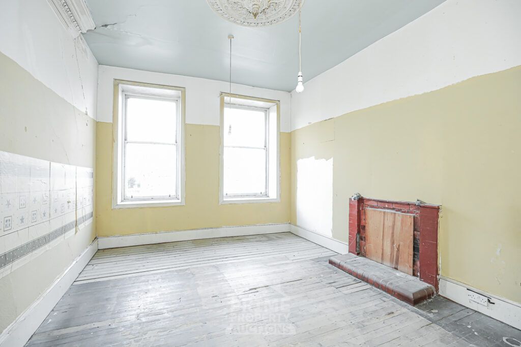 Property photo 2 of 36