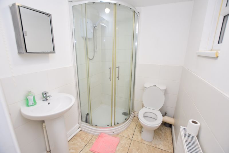 Property photo 3 of 12 Photo 17