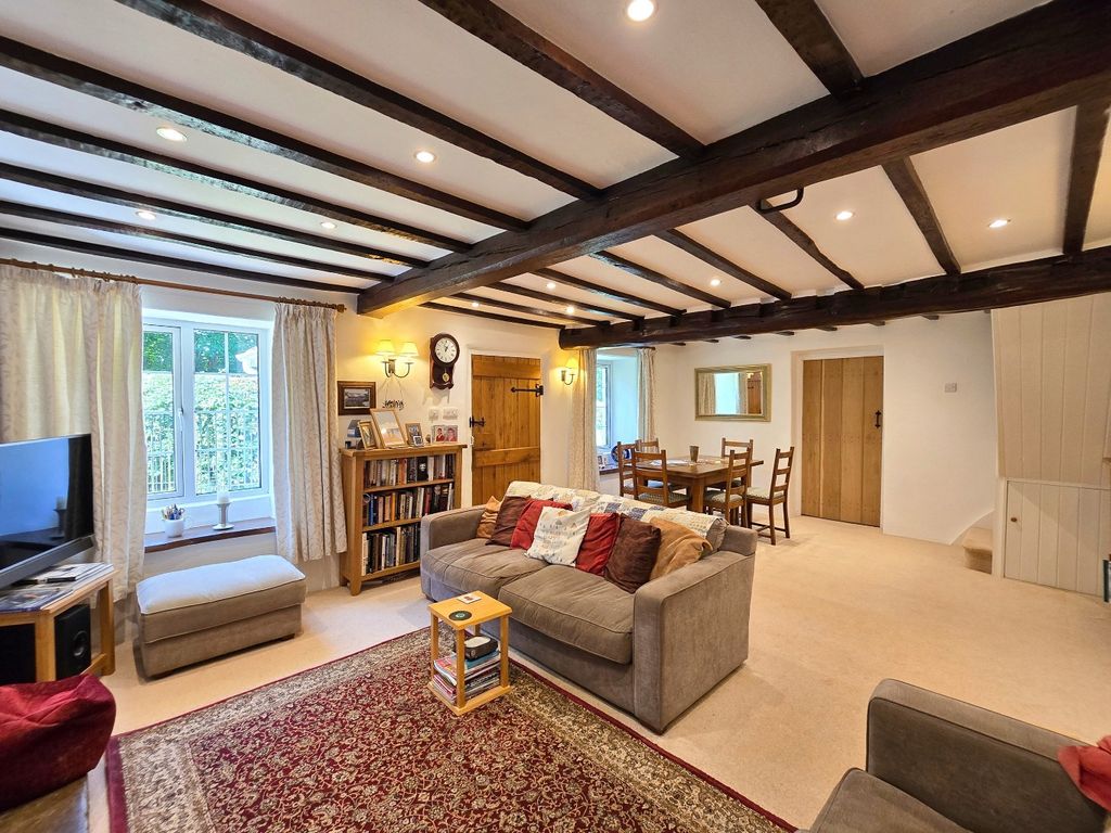 Property photo 2 of 29 5249293