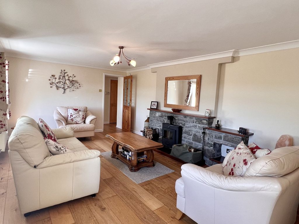 Property photo 2 of 16 Not Specified