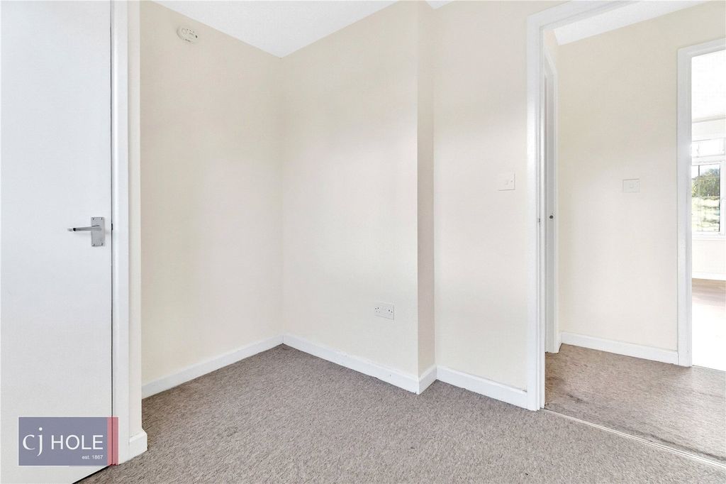 Property photo 3 of 12 Picture No. 06