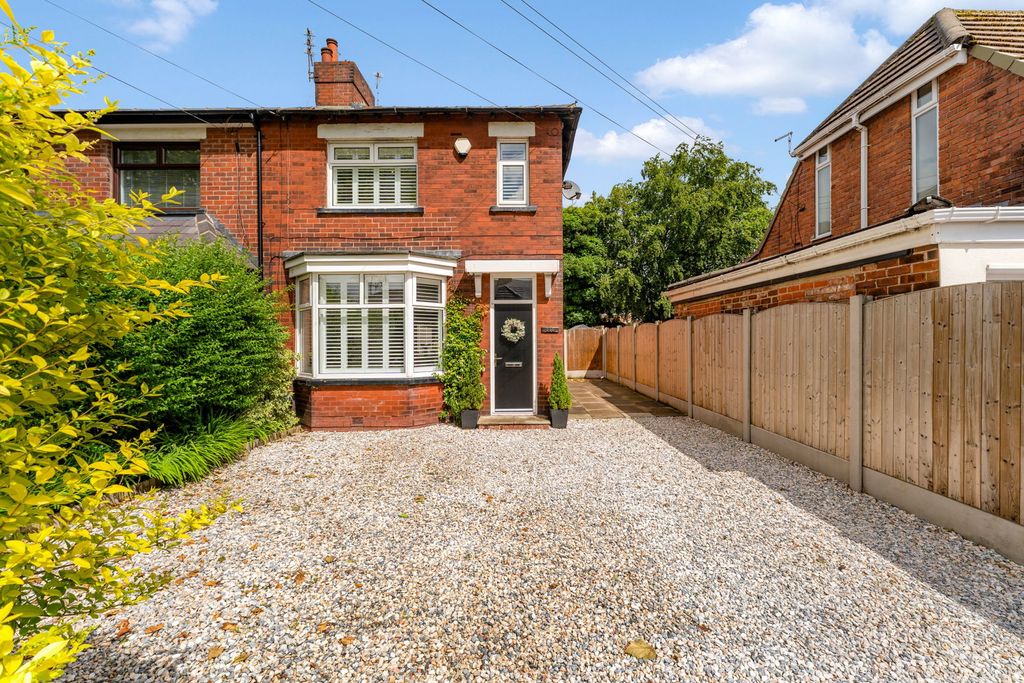 Property photo 1 of 30