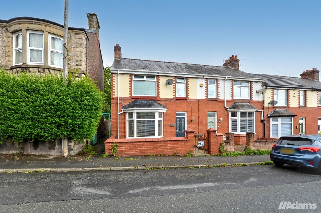 Property photo 1 of 29